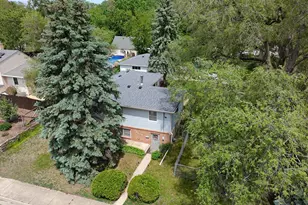 2618 Pleasant View Ave, Rockford, IL 61108 - Photo 2