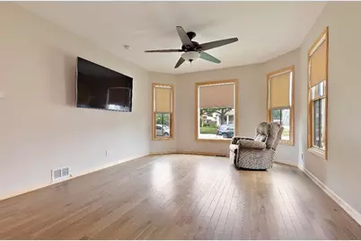 218 N London Avenue, Rockford, IL 61107 - Photo 4
