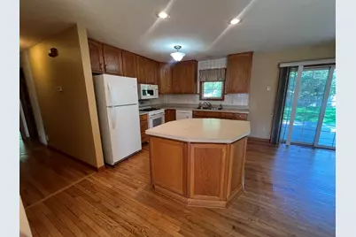 637 North Prairie, Rockton, IL 61072 - Photo 4