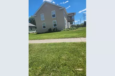 2304 S 4th Street, Rockford, IL 61104 - Photo 2