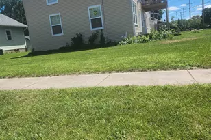 2304 S 4th St, Rockford, IL 61104 - Photo 2
