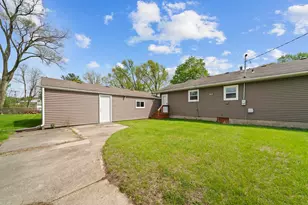 2108 Margaret Dr, Loves Park, IL 61111 - Photo 24