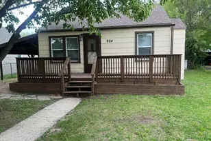 904 Drexel Blvd, Machesney Park, IL 61115 - Photo 1