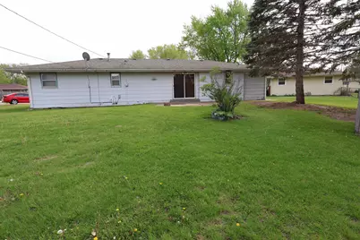 916 Crystal Court, Machesney Park, IL 61115 - Photo 4