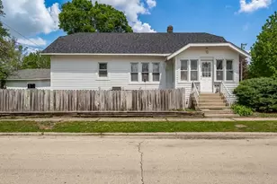 1602 Price St, Rockford, IL 61103 - Photo 12