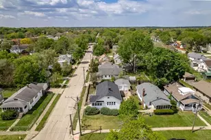 1602 Price St, Rockford, IL 61103 - Photo 2