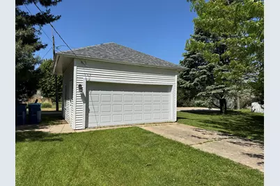 314 Plummer Avenue, Chadwick, IL 61014 - Photo 8