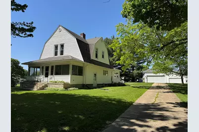 314 Plummer Avenue, Chadwick, IL 61014 - Photo 2