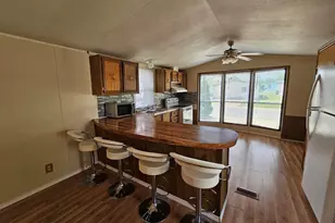 579 Park Ave, Belvidere, IL 61008 - Photo 4
