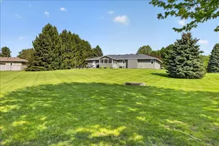 6137 Upper Ridge Way, Roscoe, IL 61073 - Photo 38