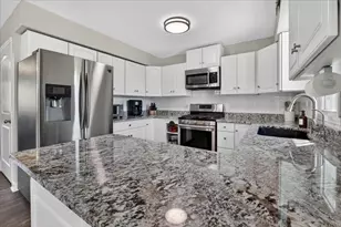 6137 Upper Ridge Way, Roscoe, IL 61073 - Photo 14