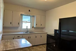 330 California Ave, Savanna, IL 61074 - Photo 18