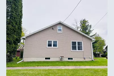 1655 S Chicago, Freeport, IL 61032 - Photo 24