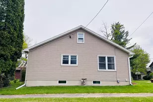1655 S Chicago, Freeport, IL 61032 - Photo 24