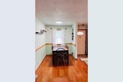 1655 S Chicago, Freeport, IL 61032 - Photo 4