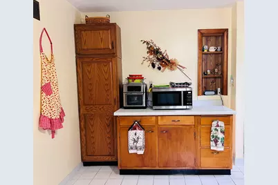 1655 S Chicago, Freeport, IL 61032 - Photo 6