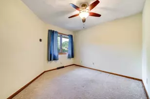 2541 Revelation Ln, Rockford, IL 61109 - Photo 22