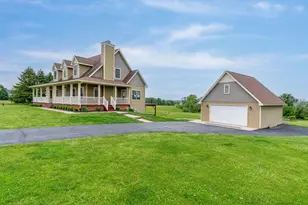 281 Lake Carroll Blvd, Lake Carroll, IL 61046 - Photo 2