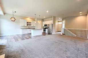 4530 Edenberry Ln, Rockton, IL 61072 - Photo 12