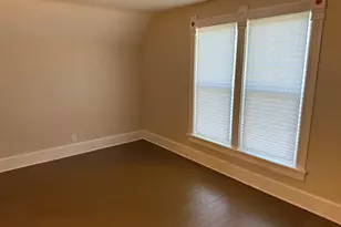621 E Garden St, Freeport, IL 61032 - Photo 16