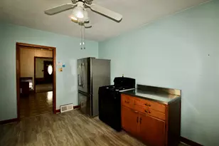 1221 Blaisdell St, Rockford, IL 61101 - Photo 12