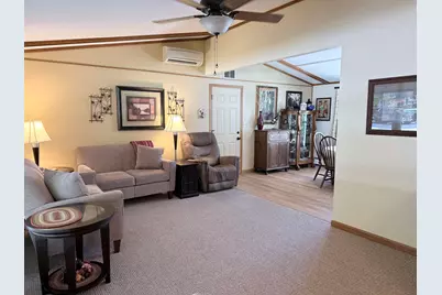 617 S Linn Street, Shannon, IL 61078 - Photo 4