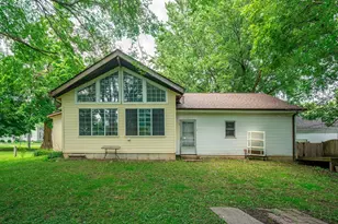 414 Howard St, Durand, IL 61024 - Photo 18