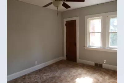 606 Robert Avenue, Rockford, IL 61107 - Photo 18