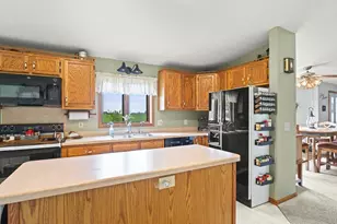 8500 Manchester Rd, Capron, IL 61012 - Photo 22