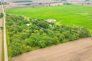 8500 Manchester Rd, Capron, IL 61012 - Photo 46