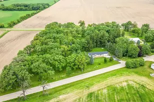 8500 Manchester Rd, Capron, IL 61012 - Photo 48
