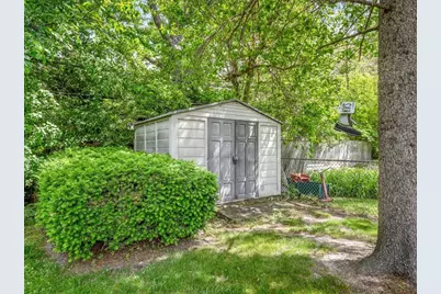 4704 Cayuga Road, Rockford, IL 61107 - Photo 36