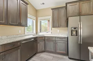 6229 Parks Edge Dr, Loves Park, IL 61111 - Photo 12