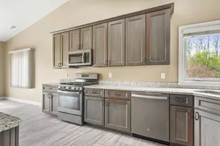 6229 Parks Edge Dr, Loves Park, IL 61111 - Photo 16