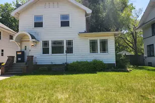 910 Garfield Ave, Rockford, IL 61103 - Photo 26