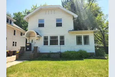 910 Garfield Avenue, Rockford, IL 61103 - Photo 1
