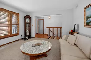 1733 Arnold Ave, Rockford, IL 61108 - Photo 12