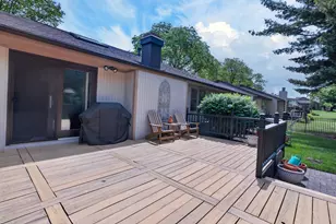 1733 Arnold Ave, Rockford, IL 61108 - Photo 24