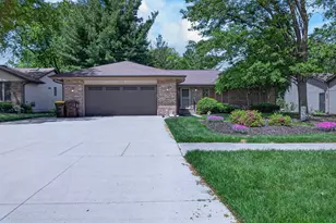 1733 Arnold Ave, Rockford, IL 61108 - Photo 1