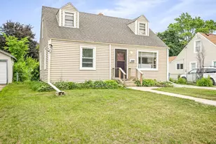 2820 Summerdale Ave, Rockford, IL 61101 - Photo 2