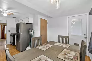 2404 Paradise Blvd, Rockford, IL 61103 - Photo 16