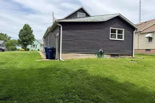 516 Westcott St, Granville, IL 61326 - Photo 2