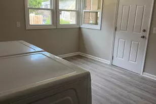 143 Gladys Ct, Belvidere, IL 61008 - Photo 10