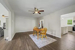 2128 Lancaster Heights Rd, Freeport, IL 61032 - Photo 6