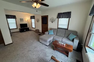 109 N Meyers Ave, Milledgeville, IL 61051 - Photo 10