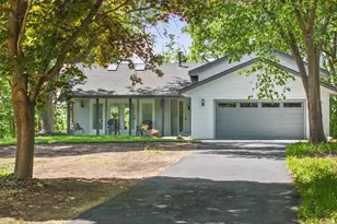 11602 Bend River Rd, Roscoe, IL 61073 - Photo 2