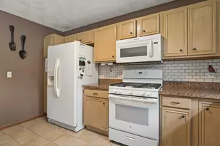 14019 Queenann's Way, Poplar Grove, IL 61065 - Photo 14