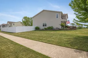 14019 Queenann's Way, Poplar Grove, IL 61065 - Photo 2