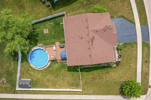 14019 Queenann's Way, Poplar Grove, IL 61065 - Photo 58