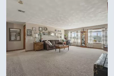 14019 Queenanns Way, Poplar Grove, IL 61065 - Photo 24